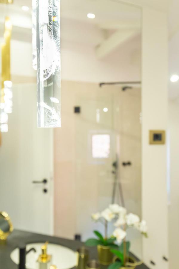 ドゥブロブニク Old Town House With Floor Heating & Lush Private Gardenヴィラ エクステリア 写真
