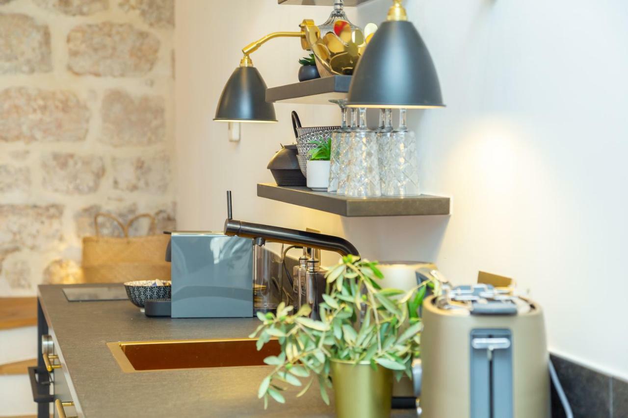 ドゥブロブニク Old Town House With Floor Heating & Lush Private Gardenヴィラ エクステリア 写真