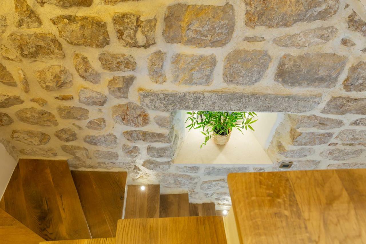 ドゥブロブニク Old Town House With Floor Heating & Lush Private Gardenヴィラ エクステリア 写真