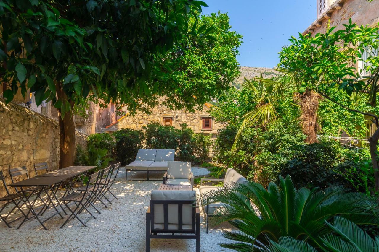 ドゥブロブニク Old Town House With Floor Heating & Lush Private Gardenヴィラ エクステリア 写真